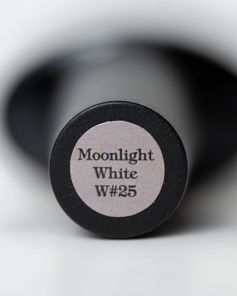 CRETU Professional Gel Polish UV/LED, 7,3 ml (0.25 fl. oz) Moonlight White W#25 image 1