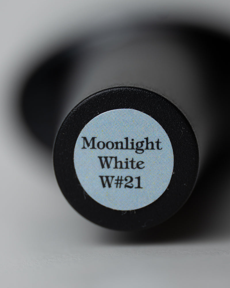 CRETU Professional Gel Polish UV/LED, 7,3 ml (0.25 fl. oz) Moonlight White W#21 image 1